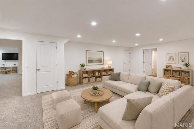 11 Orchard Trace Lane, Wildwood, MO 63040