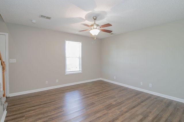 1134 Keith Avenue, Oak Grove, KY 42262