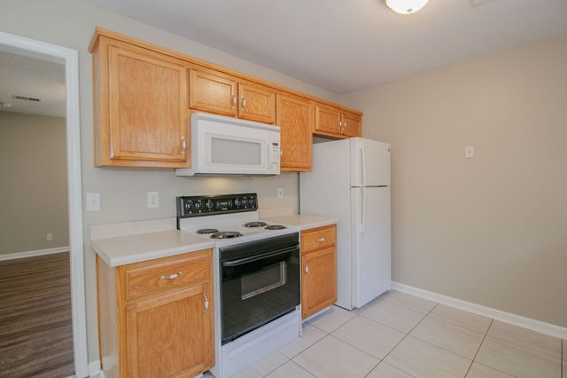 1134 Keith Avenue, Oak Grove, KY 42262