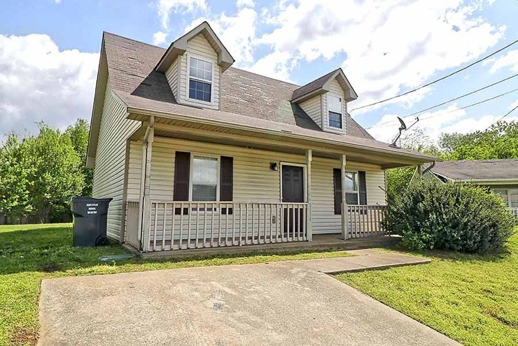 1134 Keith Avenue, Oak Grove, KY 42262