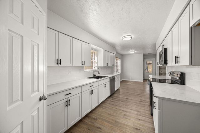 2907 Boulder Creek Drive, Kingwood, TX 77339