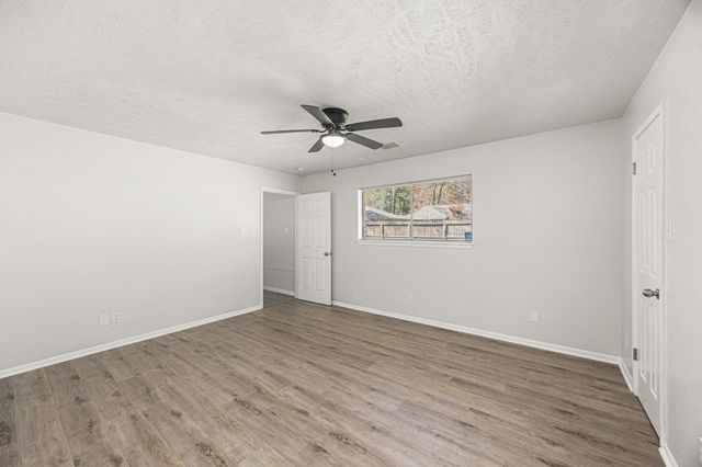 2907 Boulder Creek Drive, Kingwood, TX 77339