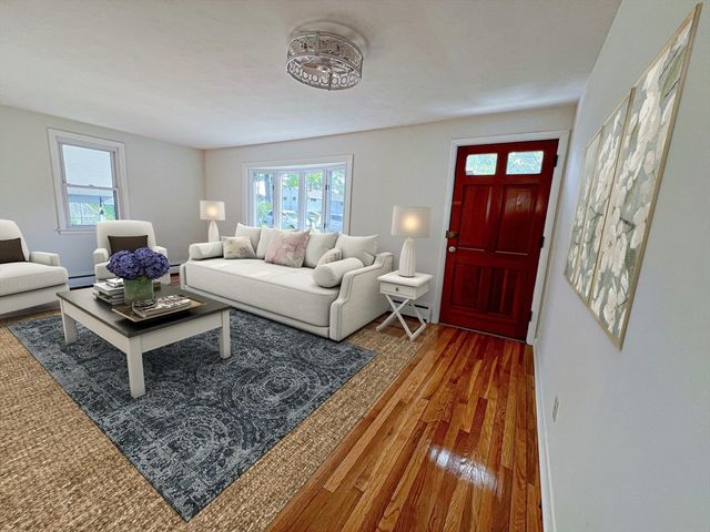 306 Greenaway Dr, Springfield, MA 01109