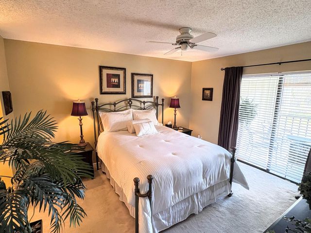 4712 E LUCERNE LAKES Boulevard E 203, Lake Worth, FL 33467