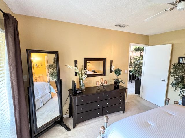 4712 E LUCERNE LAKES Boulevard E 203, Lake Worth, FL 33467