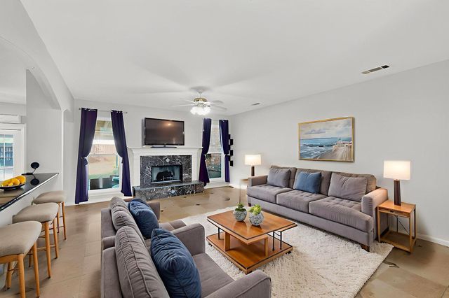 2221 Everglade Court, Carrollton, TX 75006