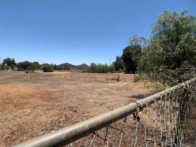 23453 JAPATUL VALLEY RD, Alpine, CA 91901