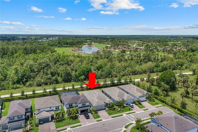 10518 Ventana CT, Naples, FL 34120