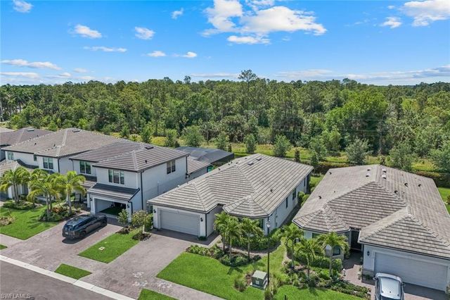 10518 Ventana CT, Naples, FL 34120