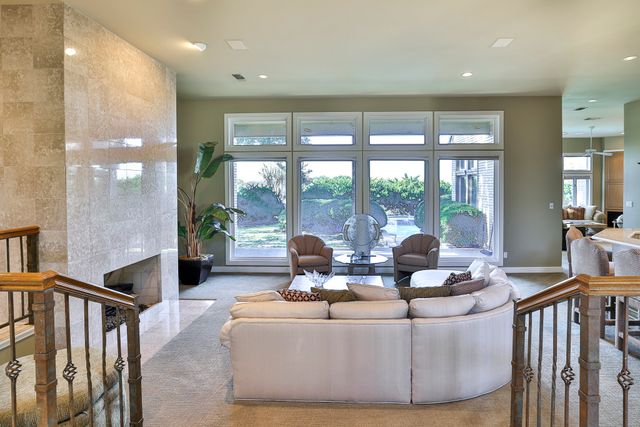 5916 Forest Highlands Drive, Fort Worth, TX 76132