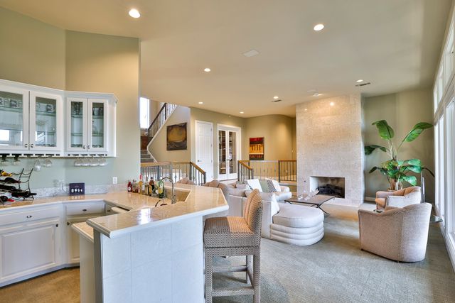 5916 Forest Highlands Drive, Fort Worth, TX 76132