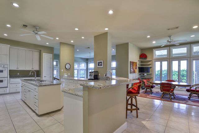 5916 Forest Highlands Drive, Fort Worth, TX 76132