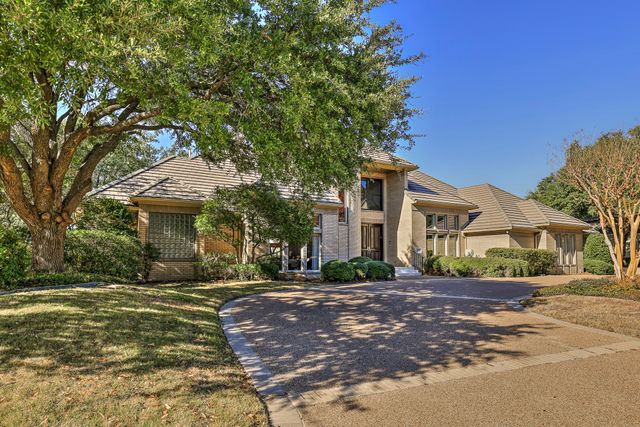 5916 Forest Highlands Drive, Fort Worth, TX 76132