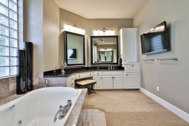 5916 Forest Highlands Drive, Fort Worth, TX 76132