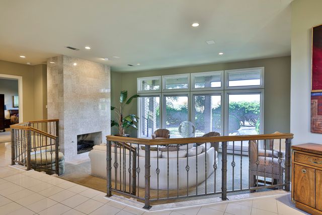 5916 Forest Highlands Drive, Fort Worth, TX 76132