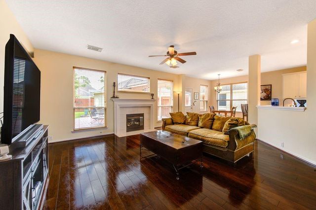 11915 Canyon Timbers Drive, Tomball, TX 77377