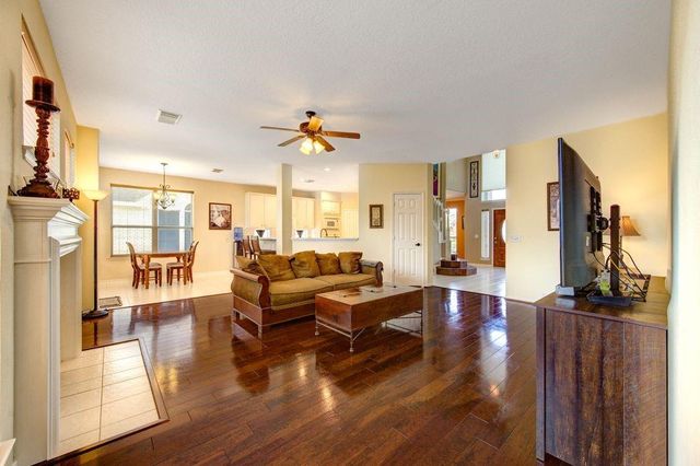 11915 Canyon Timbers Drive, Tomball, TX 77377