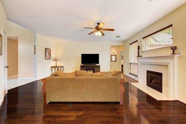 11915 Canyon Timbers Drive, Tomball, TX 77377