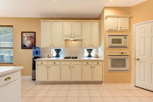 11915 Canyon Timbers Drive, Tomball, TX 77377