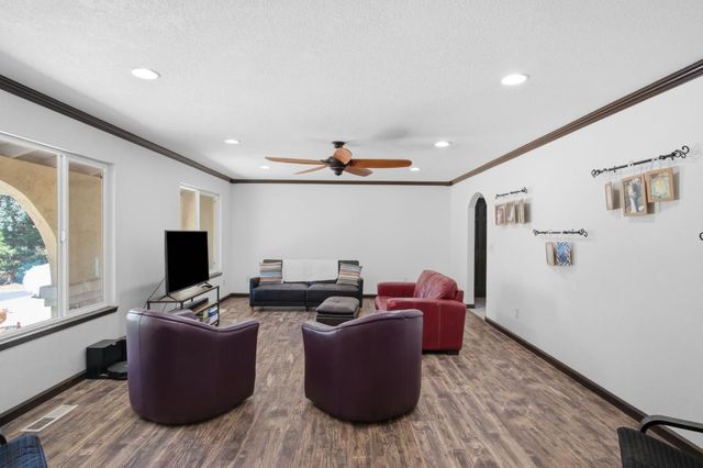 11307 Scarlet Oak, Oakdale, CA 95361