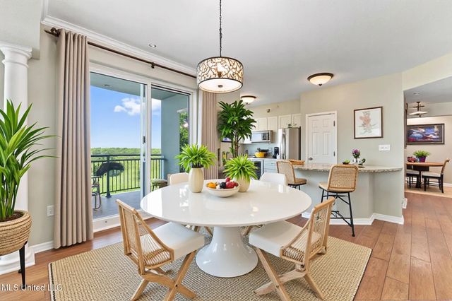 2230 Beach Drive, 908, Gulfport, MS 39507