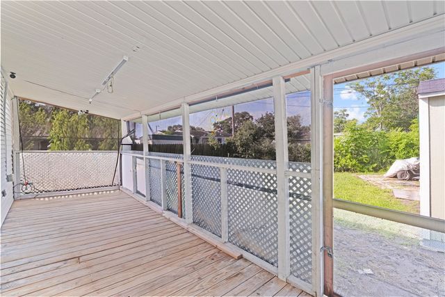 1821 Hawthorne Dr, Corpus Christi, TX 78404