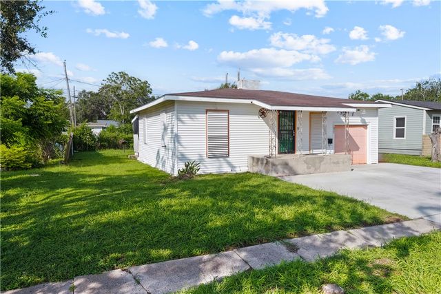 1821 Hawthorne Dr, Corpus Christi, TX 78404