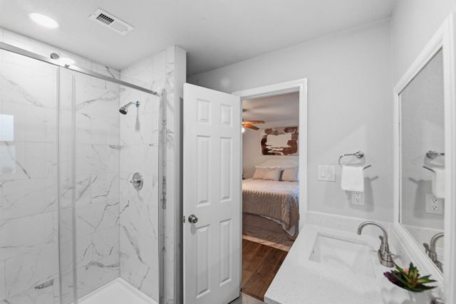 1917 Toplea Drive, Euless, TX 76040