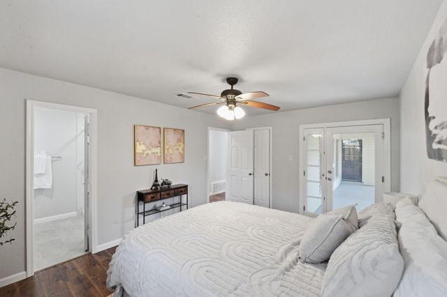 1917 Toplea Drive, Euless, TX 76040