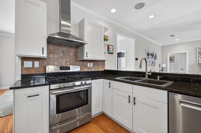 3117 W EUCLID AVENUE, Tampa, FL 33629