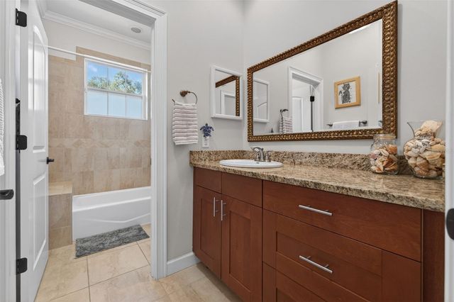 3117 W EUCLID AVENUE, Tampa, FL 33629