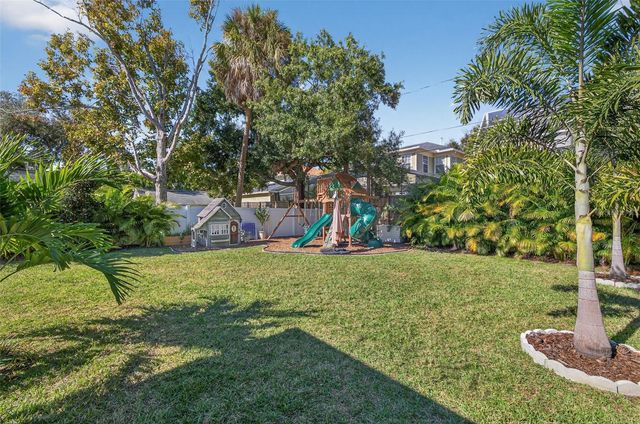 3117 W EUCLID AVENUE, Tampa, FL 33629