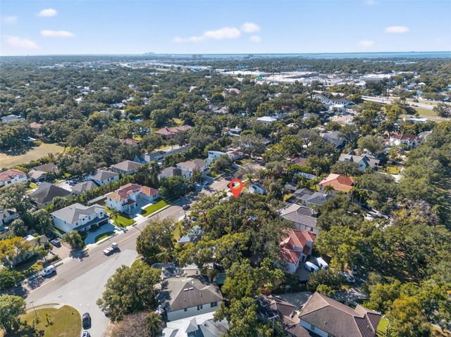 3117 W EUCLID AVENUE, Tampa, FL 33629