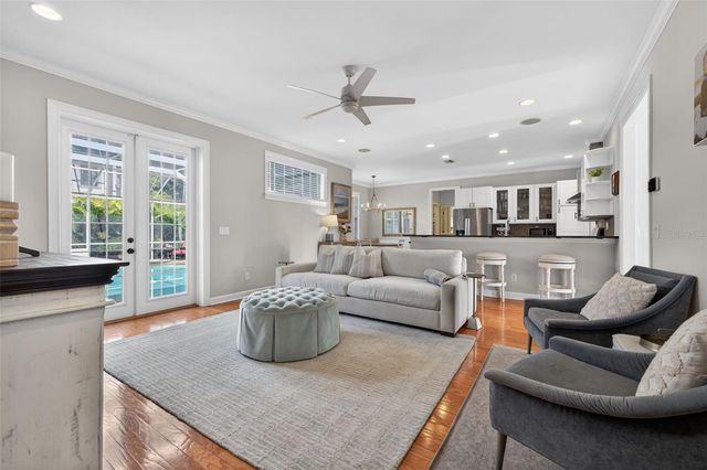 3117 W EUCLID AVENUE, Tampa, FL 33629