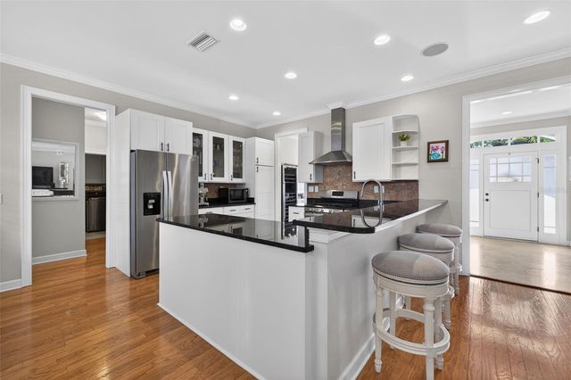 3117 W EUCLID AVENUE, Tampa, FL 33629