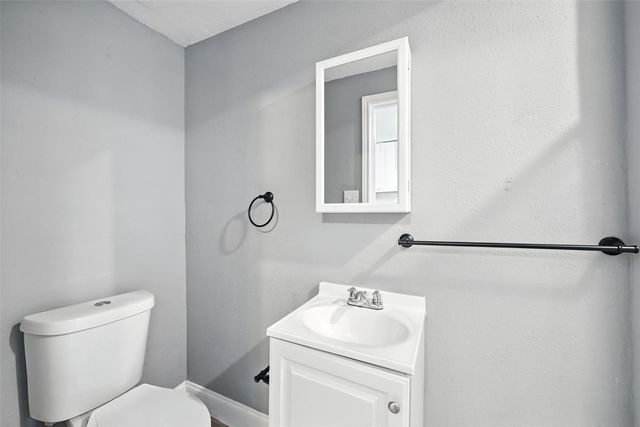 1927 S Fannin Avenue, Denison, TX 75020