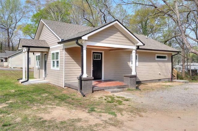 316 Walker Drive, Monroe, GA 30655