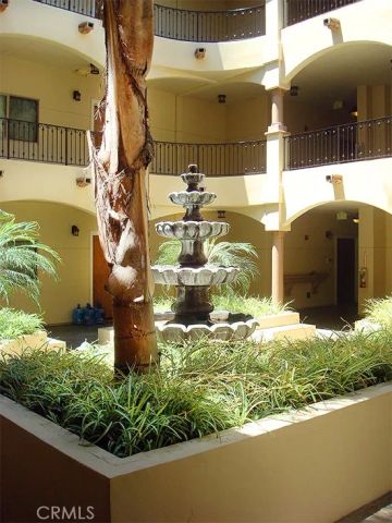 10640 WOODBRIDGE Street PH2, Toluca Lake, CA 91602