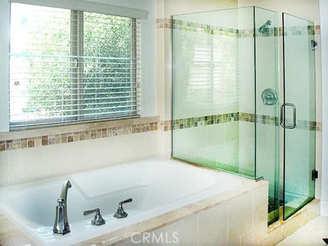 10640 WOODBRIDGE Street PH2, Toluca Lake, CA 91602