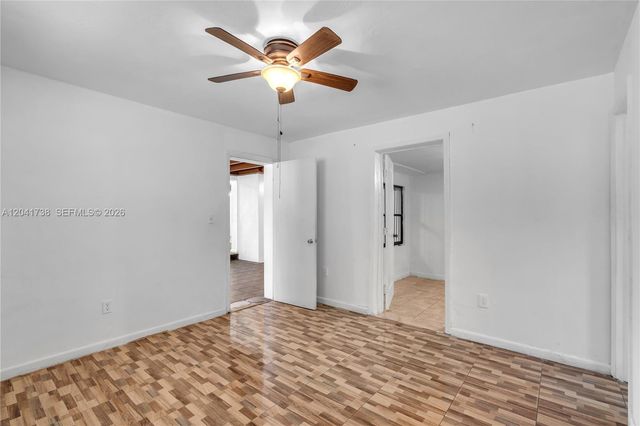 576 NW 147th St, Miami, FL 33168