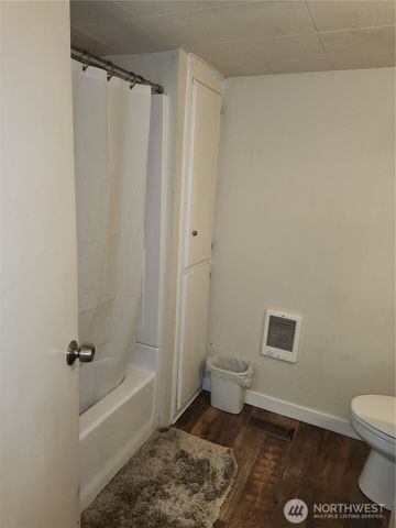 1422 Belmont Avenue, Centralia, WA 98531