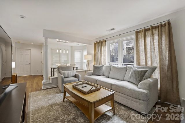 607 Queens Road, Charlotte, NC 28207