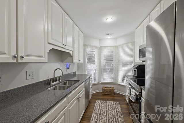 607 Queens Road, Charlotte, NC 28207