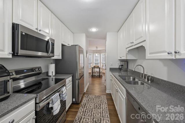 607 Queens Road, Charlotte, NC 28207