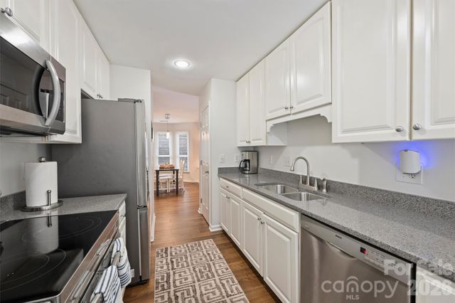 607 Queens Road, Charlotte, NC 28207