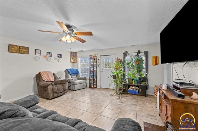 1475 Jackson RD, Williamsburg, KS 66095