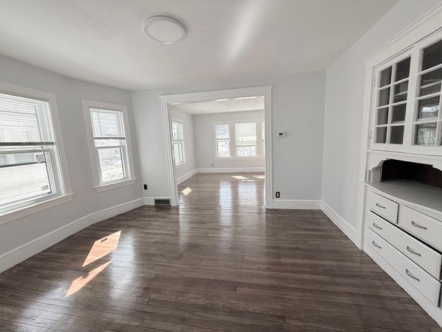 204 Farrington St 2, Quincy, MA 02170