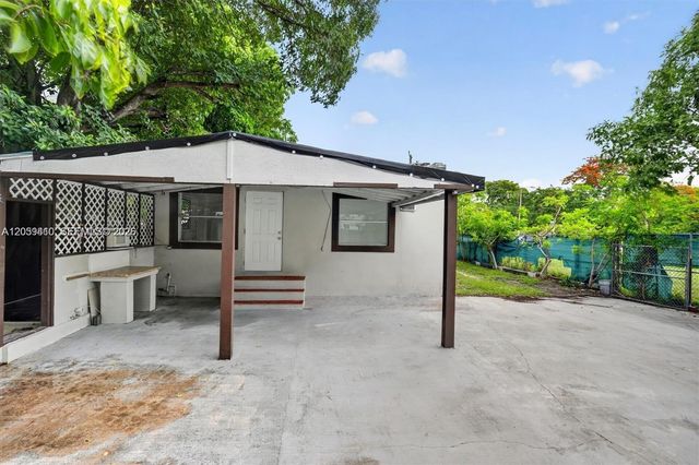 836 NW 29th Terrace, Miami, FL 33127