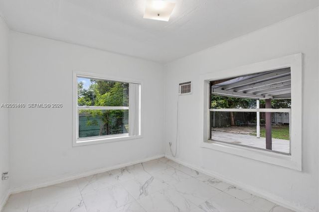 836 NW 29th Terrace, Miami, FL 33127