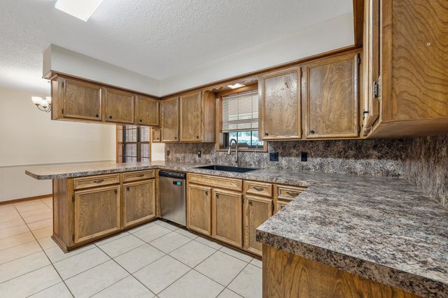 2814 Pineview, Tyler, TX 75704